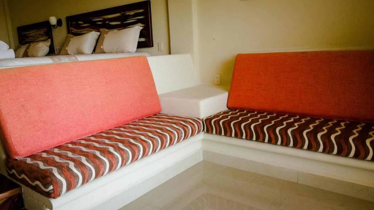 Bonito Hotel By Arans Zihuatanejo Exterior foto